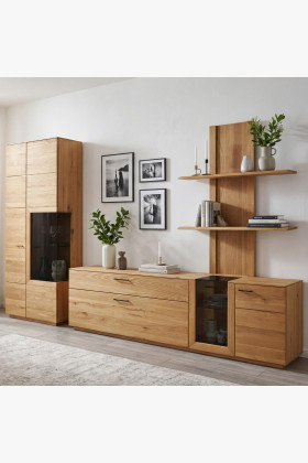 Eichenwohnwand mit Vitrine, TV-Kommode und Regalen, natur